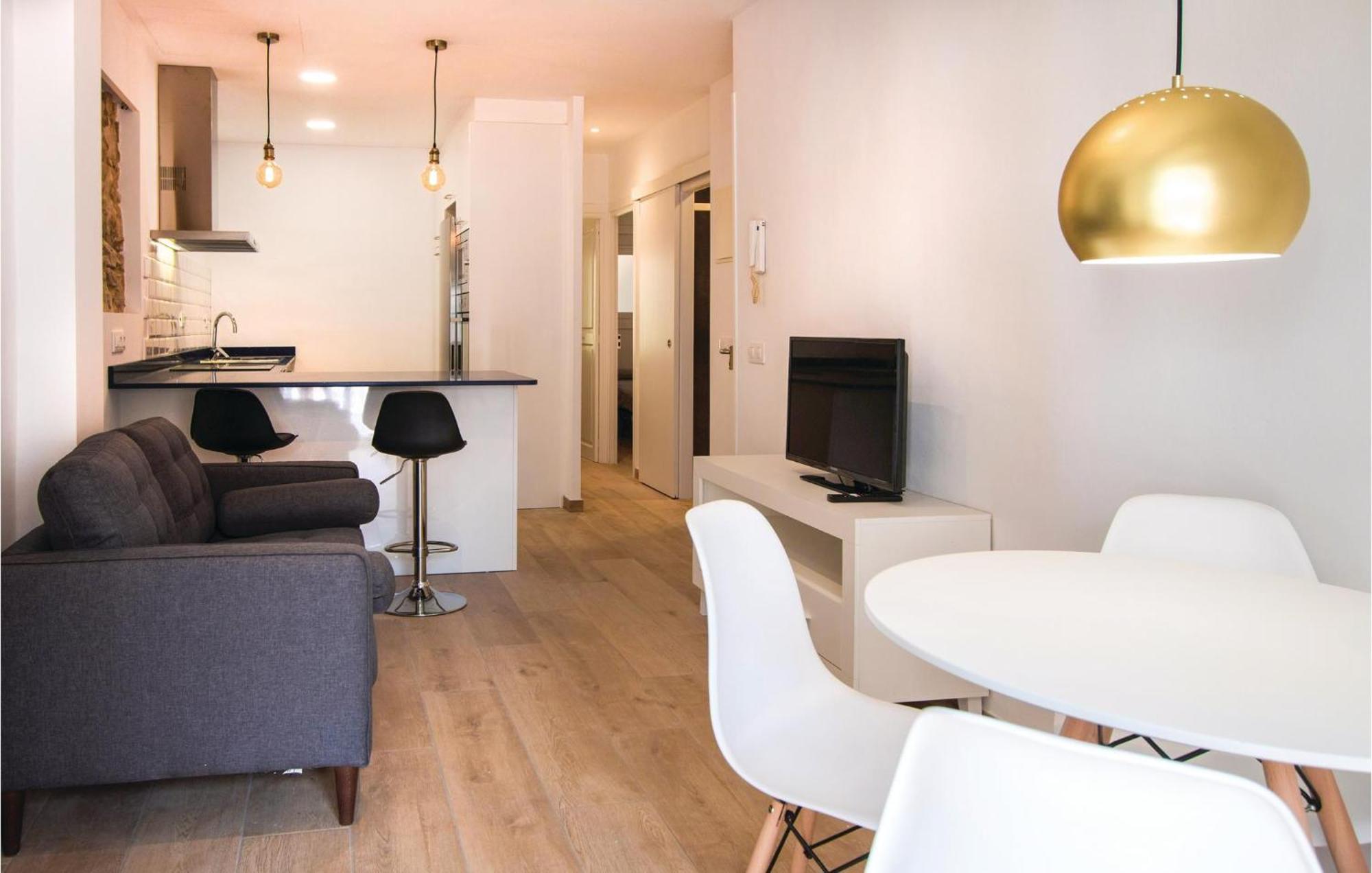 Amazing Apartment In Blanes With Kitchen Esterno foto